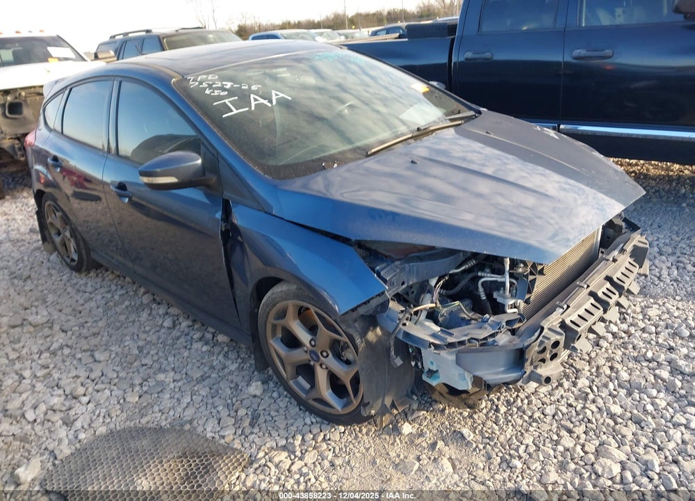 2018 FORD FOCUS ST VIN: 1FADP3L90JL312138