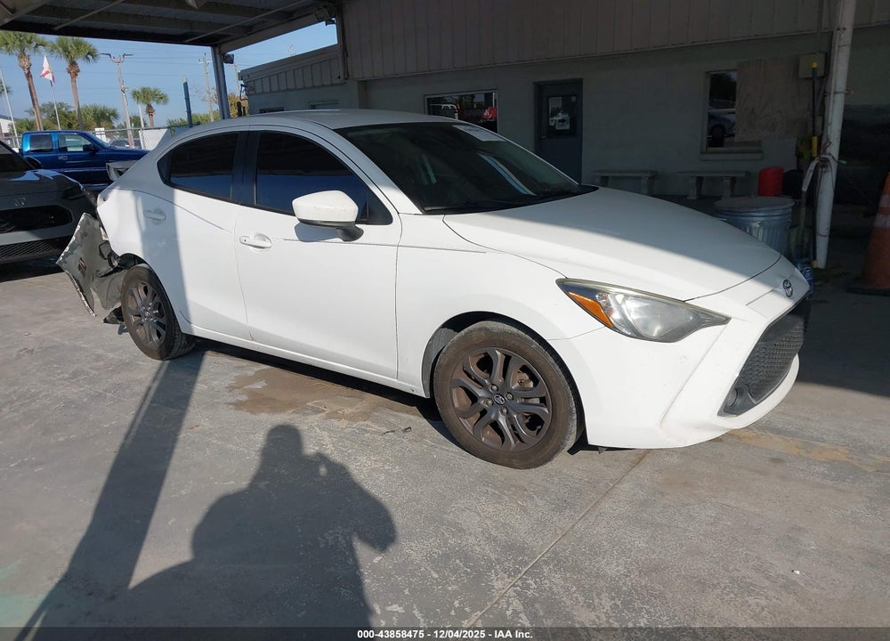 2019 TOYOTA YARIS LE VIN: 3MYDLBYV6KY517611