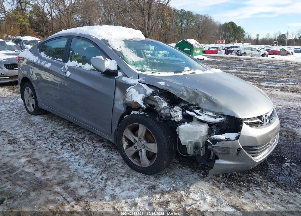 2013 HYUNDAI ELANTRA GLS VIN: KMHDH4AE1DU891910