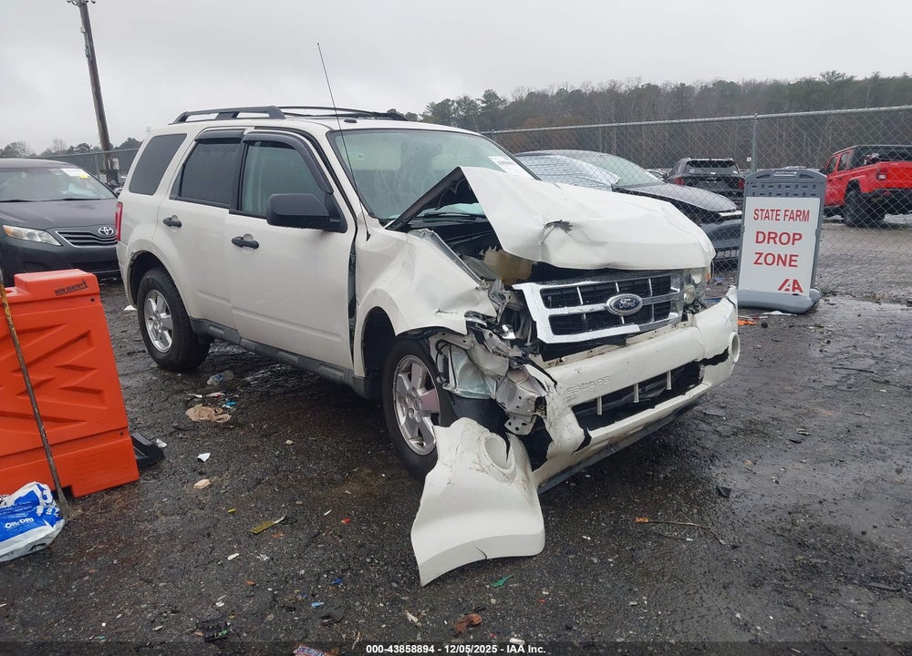 2011 FORD ESCAPE XLT VIN: 1FMCU0D71BKA13836