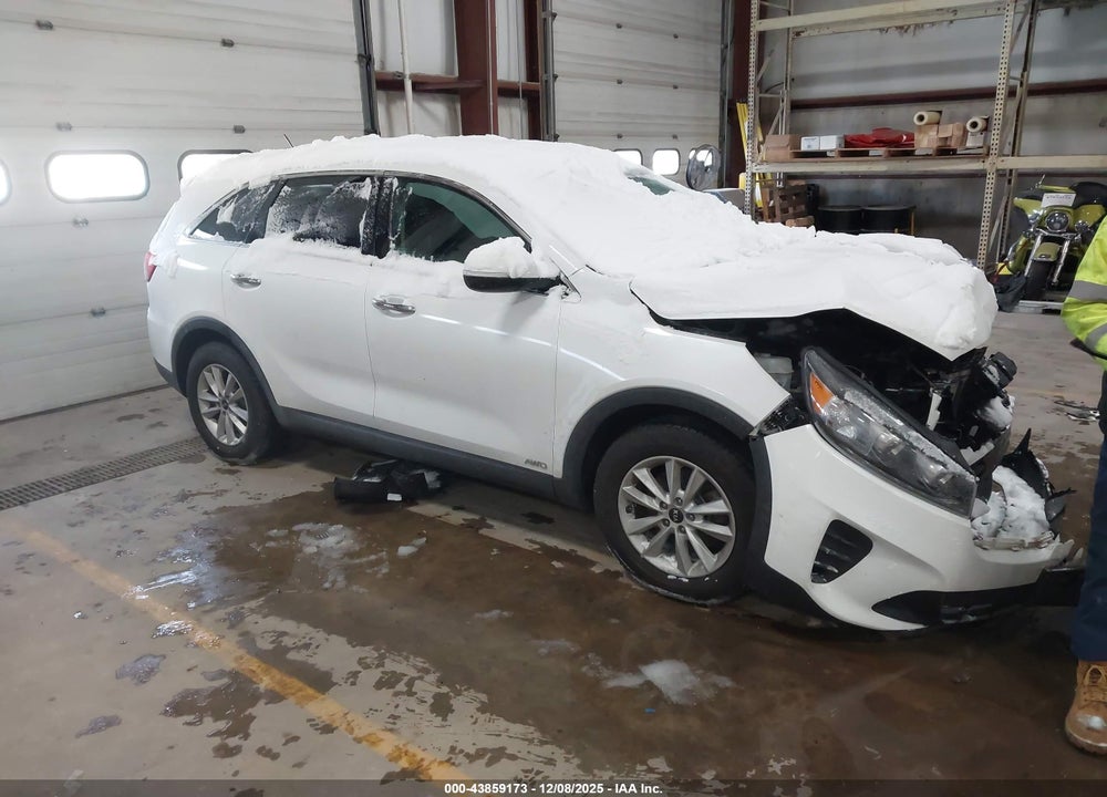 2019 KIA SORENTO 3.3L LX VIN: 5XYPGDA55KG570746