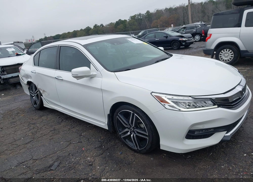 2017 HONDA ACCORD TOURING V6 VIN: 1HGCR3F9XHA022962