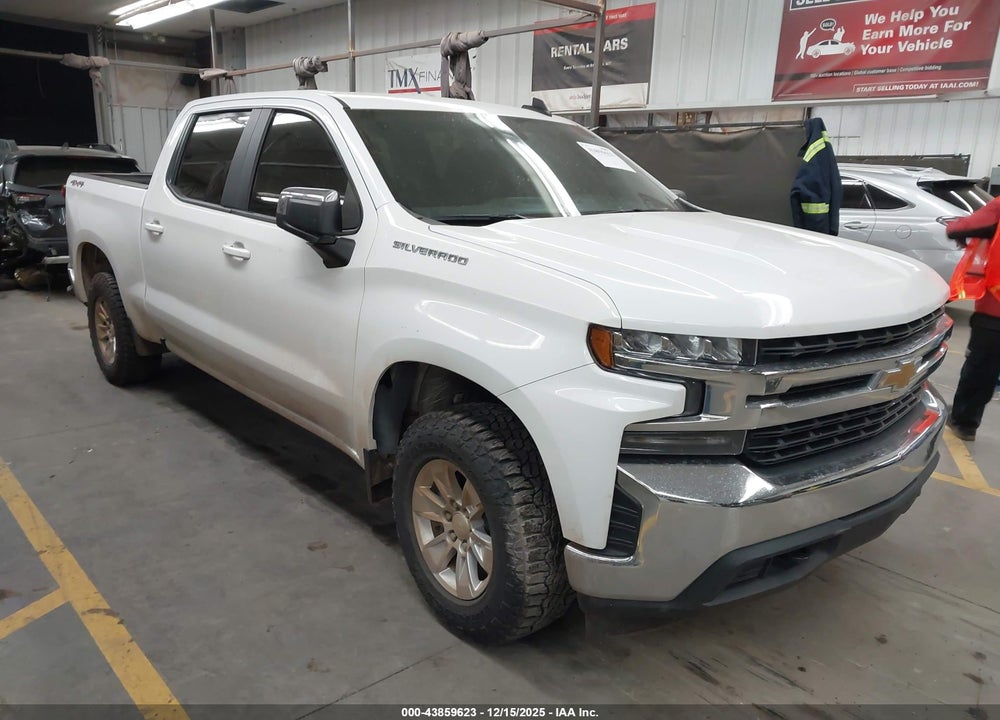 2021 CHEVROLET SILVERADO 1500 4WD  SHORT BED LT VIN: 1GCUYDED0MZ239871