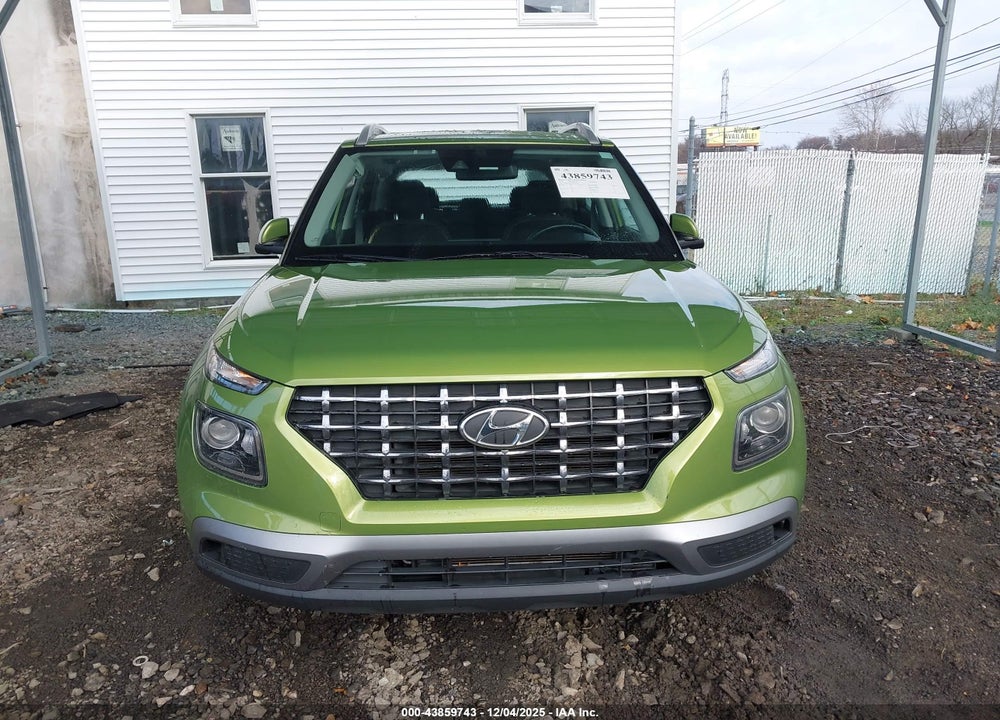 2022 HYUNDAI VENUE SEL VIN: KMHRC8A37NU155355