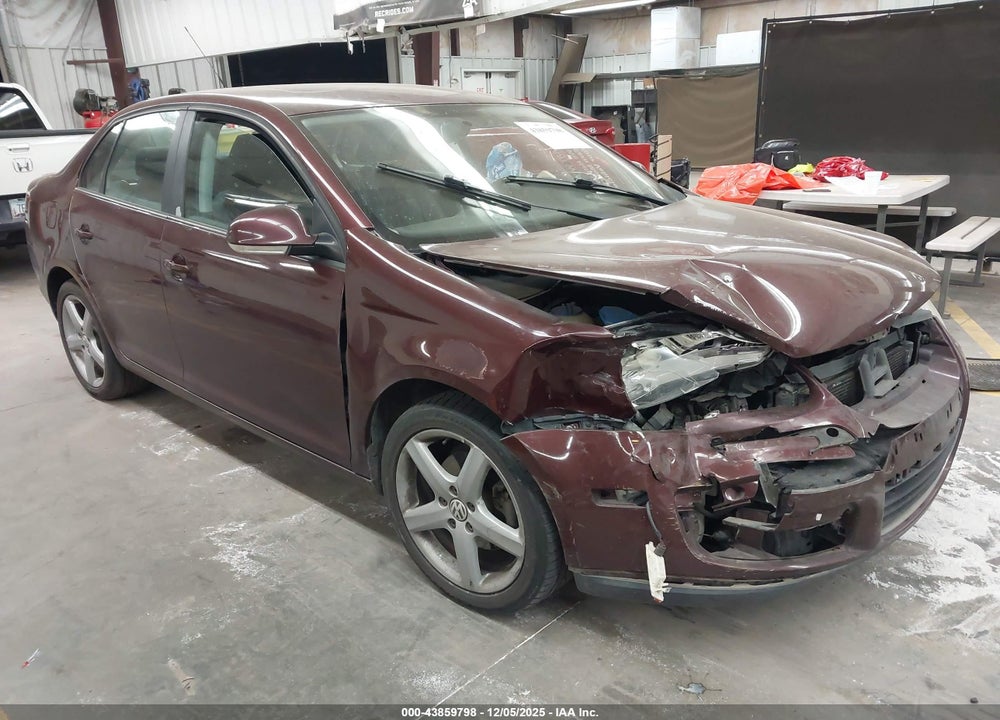 2010 VOLKSWAGEN JETTA LIMITED EDITION VIN: 3VWRZ7AJ0AM181108