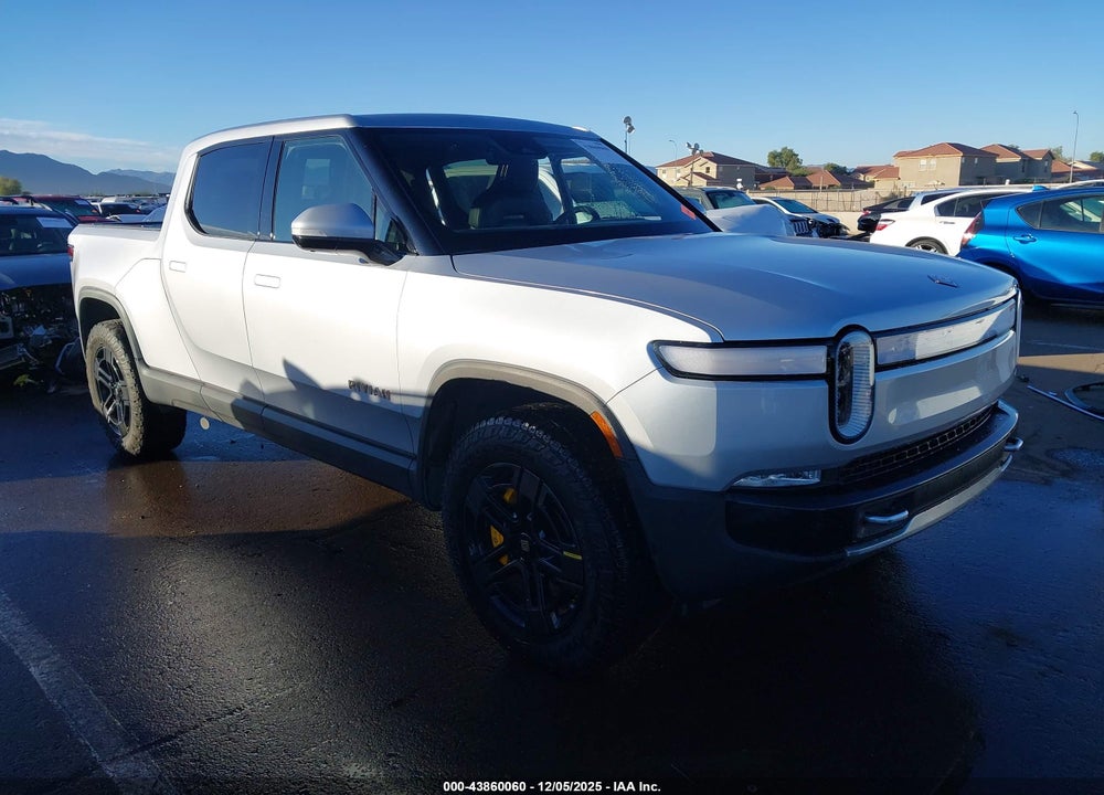 2022 RIVIAN R1T ADVENTURE VIN: 7FCTGAAA6NN010736
