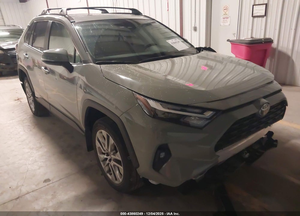 2022 TOYOTA RAV4 XLE PREMIUM VIN: 2T3C1RFV3NW194883