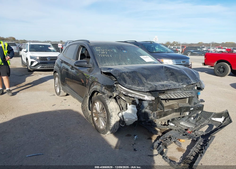 2021 HYUNDAI KONA SEL PLUS VIN: KM8K62AA3MU738461