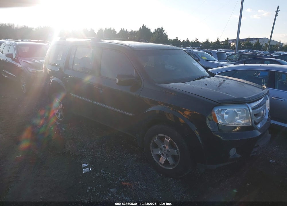 2011 HONDA PILOT TOURING VIN: 5FNYF4H98BB091907