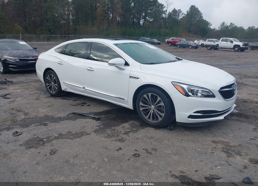 2017 BUICK LACROSSE ESSENCE VIN: 1G4ZP5SS3HU211823