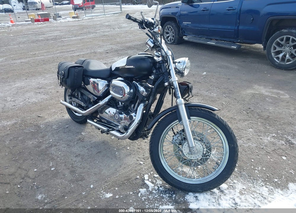 2005 HARLEY-DAVIDSON XL1200 C VIN: 1HD1CGP125K451637
