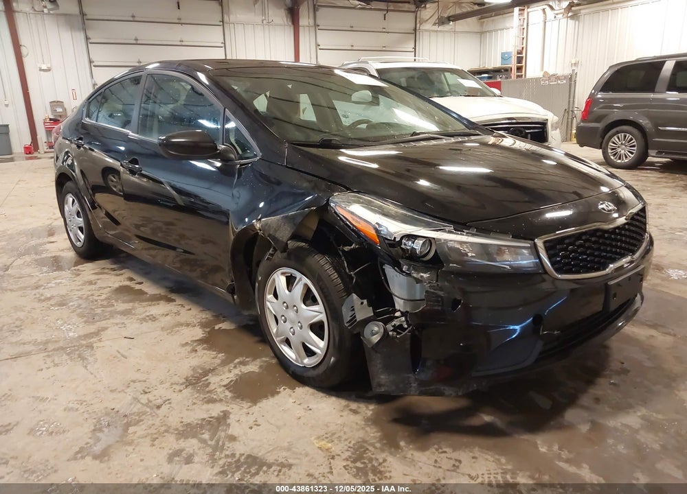 2017 KIA FORTE LX VIN: 3KPFK4A79HE059428