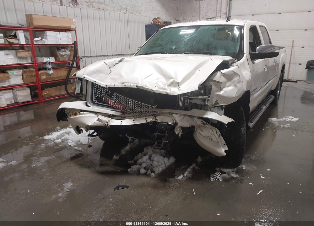2013 GMC SIERRA 1500 DENALI VIN: 3GTP2XE23DG120467