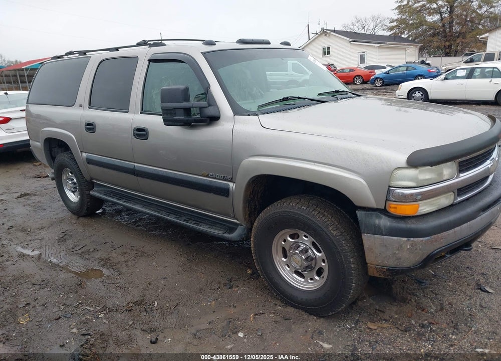 2001 CHEVROLET SUBURBAN 2500 LS VIN: 3GNGC26U71G140322
