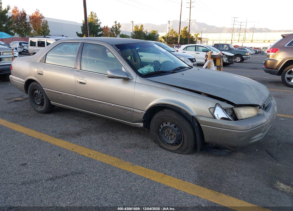 1997 TOYOTA CAMRY LE VIN: JT2BG22K6V0025368