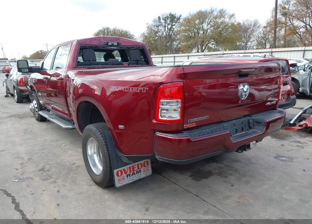 2024 RAM 3500 BIG HORN  4X4 8' BOX VIN: 3C63RRHL6RG371783