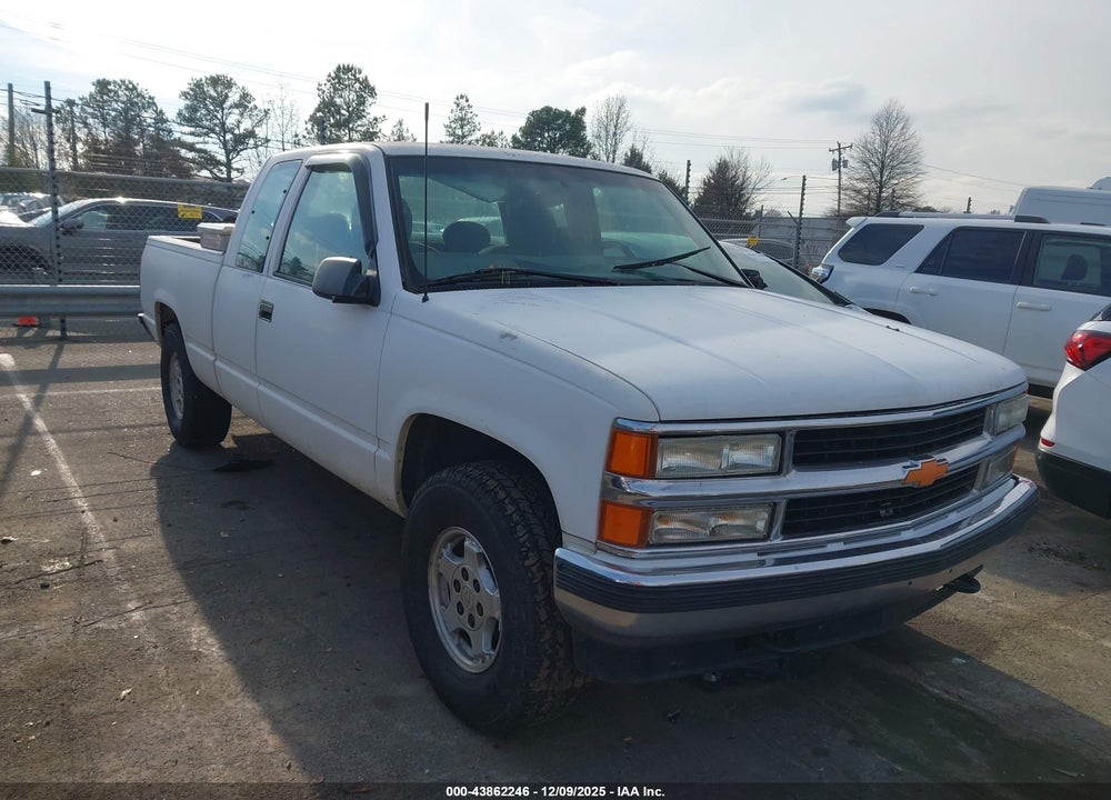 1998 CHEVROLET K1500 FLEETSIDE VIN: 2GCEK19R4W1105841