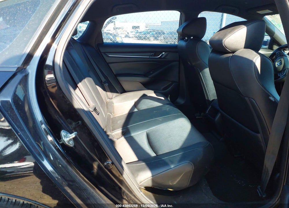 2019 HONDA ACCORD SPORT VIN: 1HGCV1F30KA125004