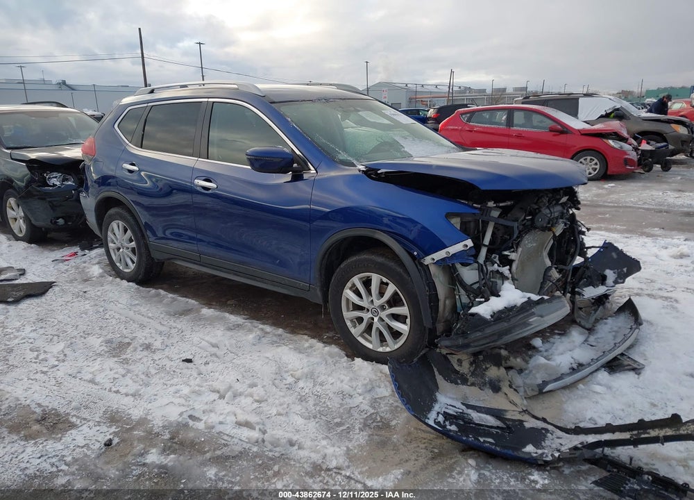 2018 NISSAN ROGUE SV VIN: 5N1AT2MVXJC801429