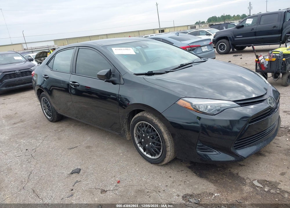 2019 TOYOTA COROLLA LE VIN: 2T1BURHE8KC194531