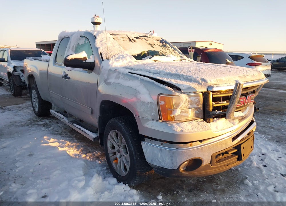 2010 GMC SIERRA 1500 SLE VIN: 1GTSKVE33AZ236982