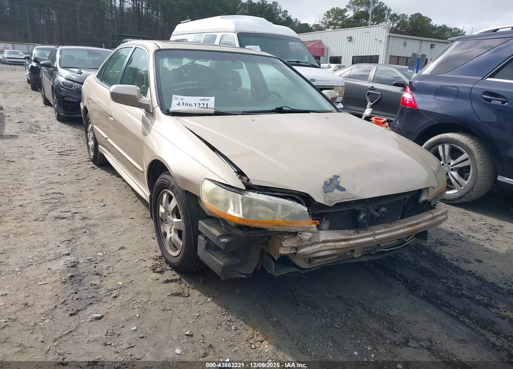 2001 HONDA ACCORD 2.3 EX VIN: JHMCG56601C022015