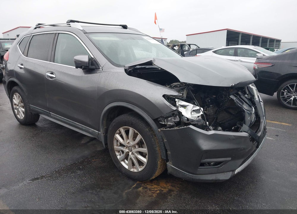 2017 NISSAN ROGUE SV VIN: KNMAT2MV3HP520516