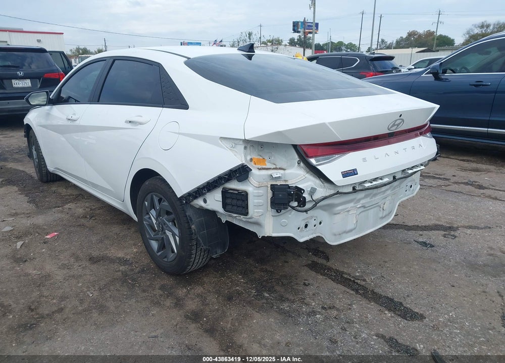 2024 HYUNDAI ELANTRA SEL VIN: KMHLM4DGXRU739152