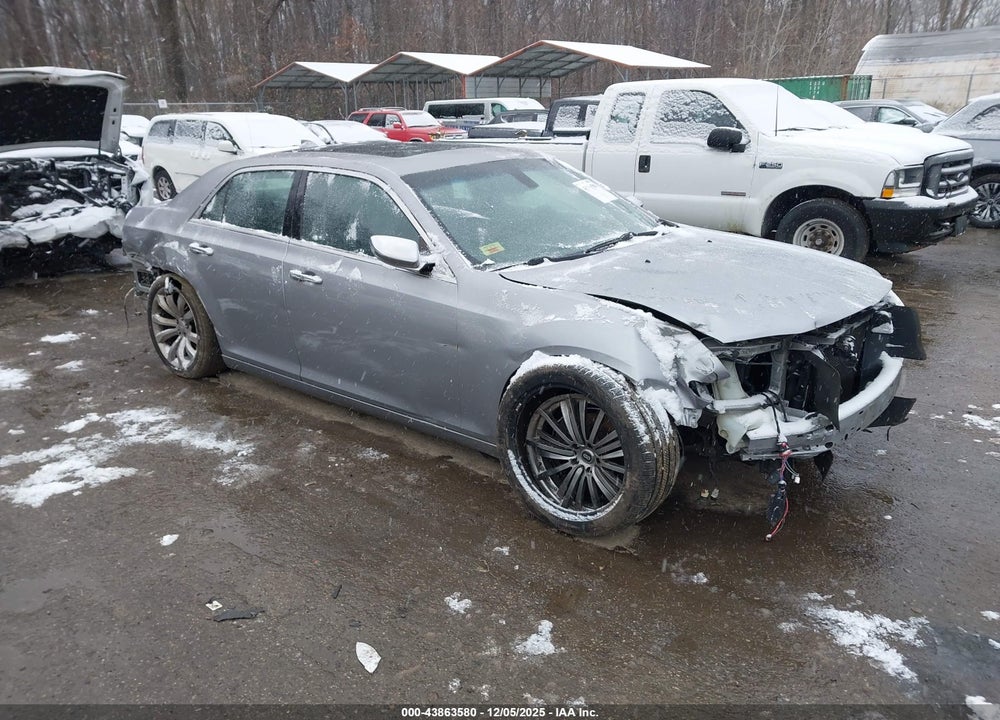 2018 CHRYSLER 300 LIMITED VIN: 2C3CCAEG0JH208140