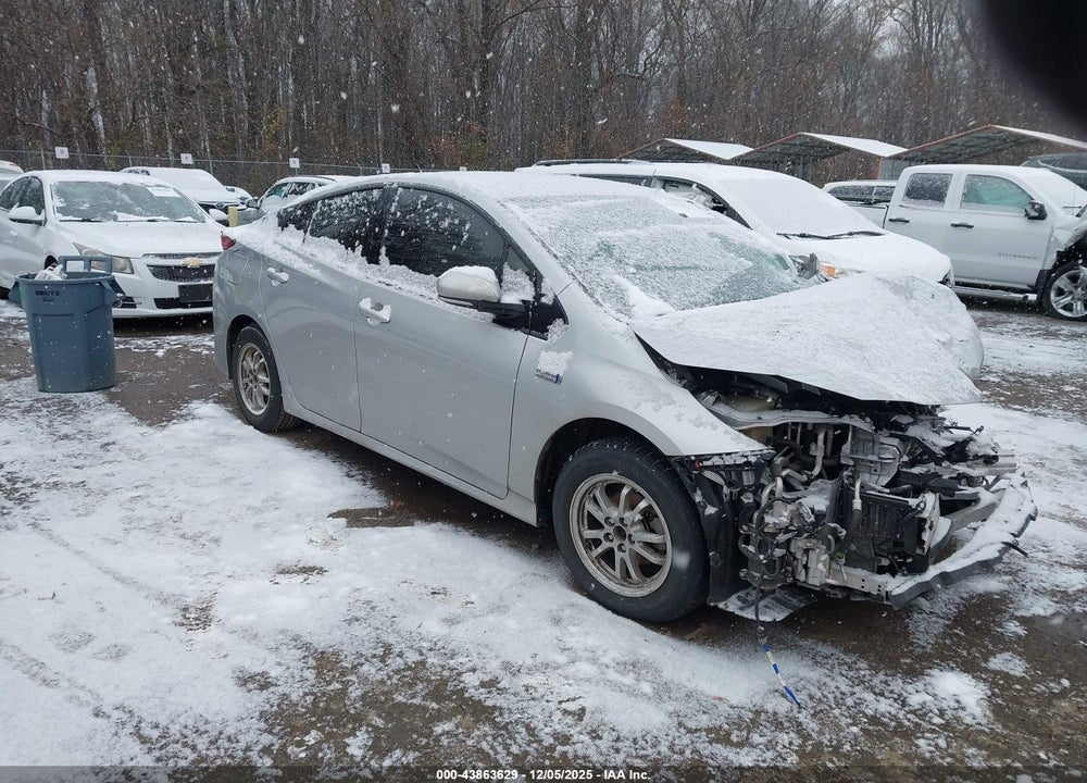 2017 TOYOTA PRIUS PRIME PREMIUM VIN: JTDKARFP4H3050893