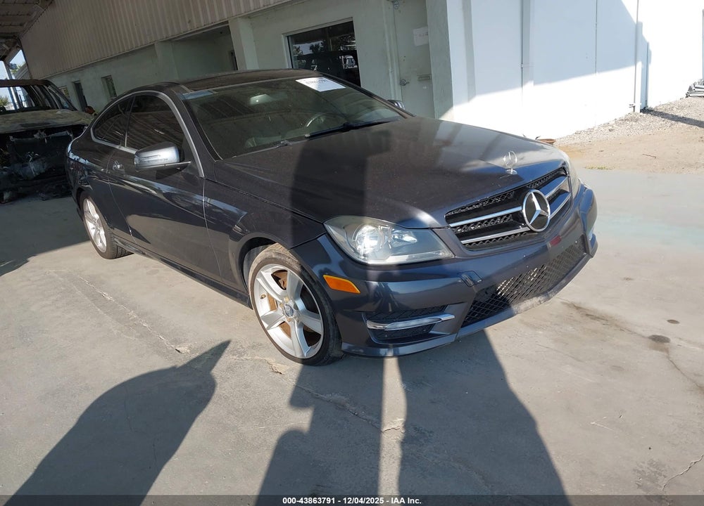 2013 MERCEDES-BENZ C 250 VIN: WDDGJ4HB8DF988565