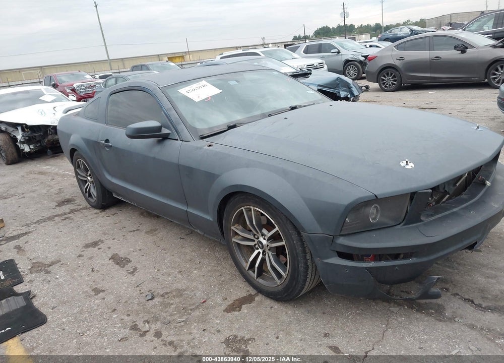 2005 FORD MUSTANG GT DELUXE/GT PREMIUM VIN: 1ZVFT82H155169020