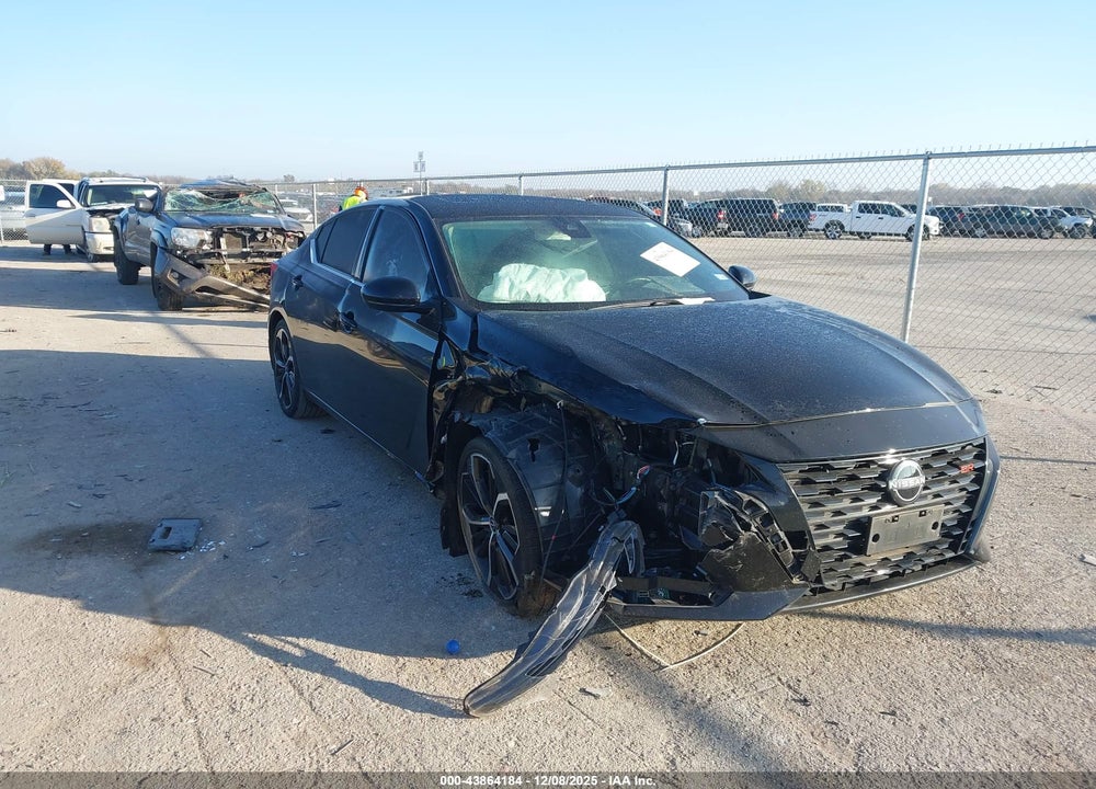 2023 NISSAN ALTIMA SR FWD VIN: 1N4BL4CV8PN351613