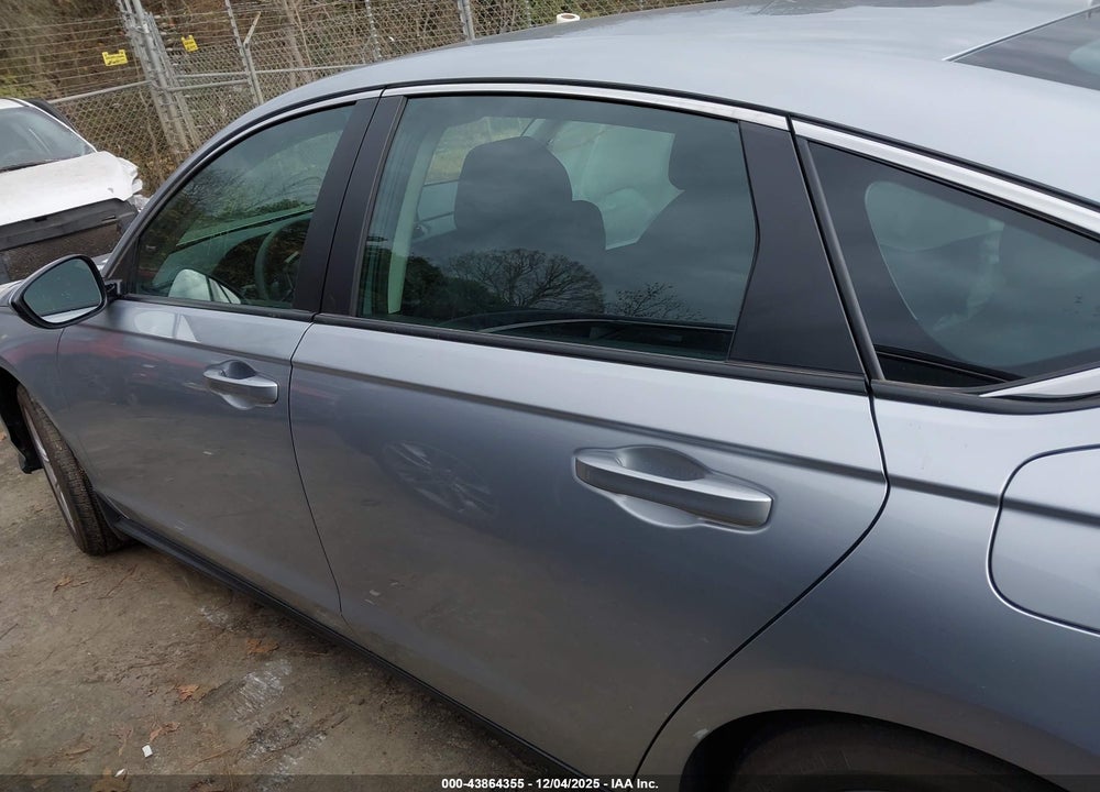 2025 HONDA ACCORD LX VIN: 1HGCY1F21SA028361