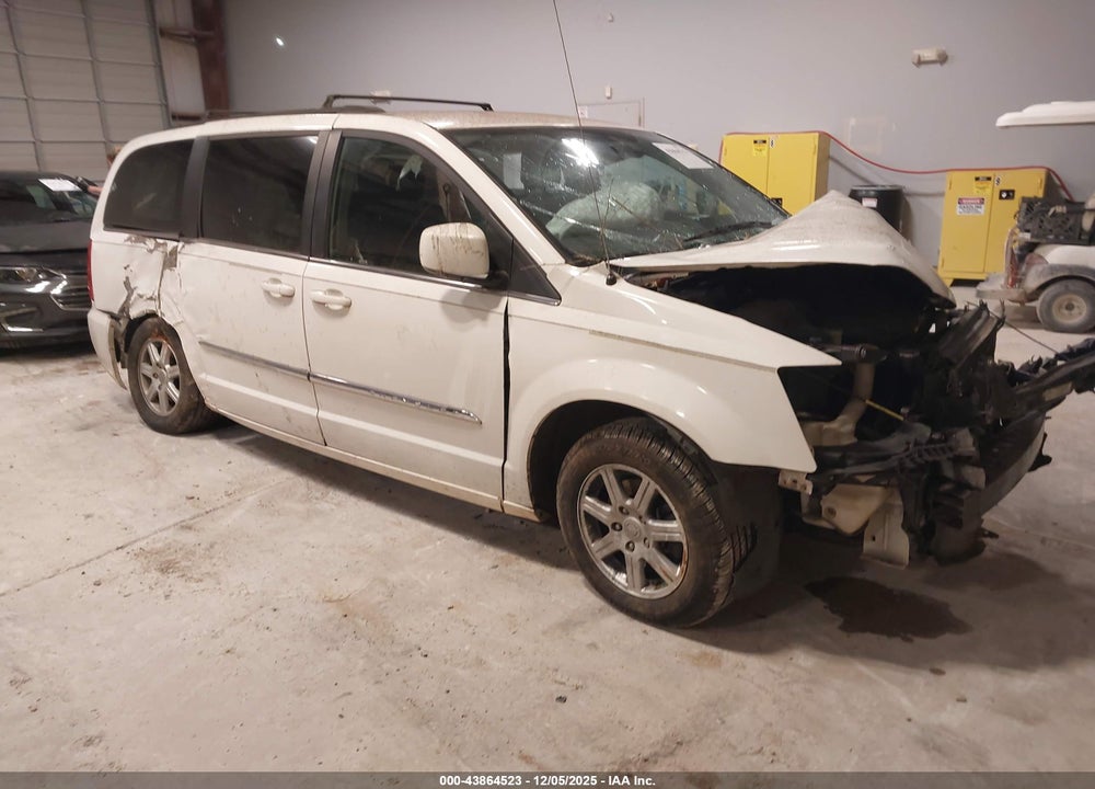2011 CHRYSLER TOWN & COUNTRY TOURING VIN: 2A4RR5DG9BR645461