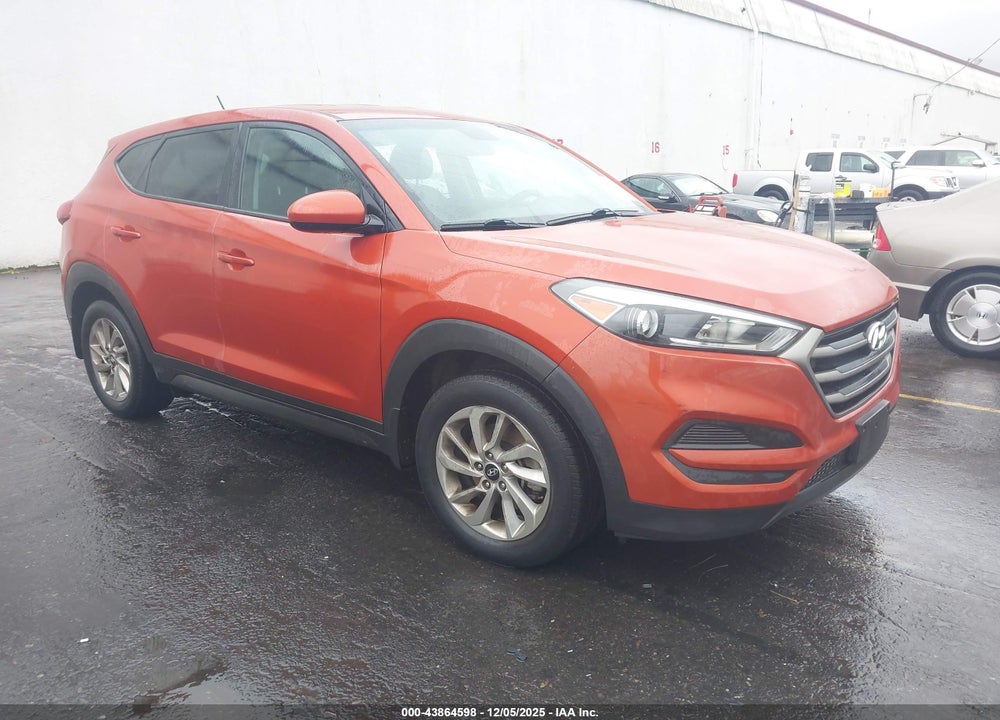 2016 HYUNDAI TUCSON SE VIN: KM8J23A49GU238977