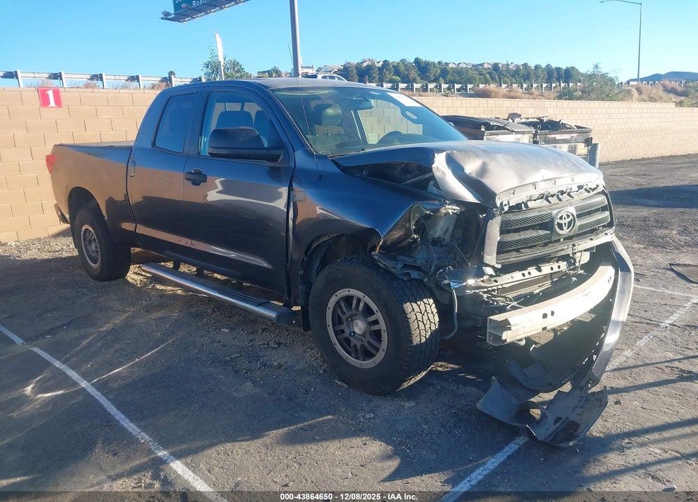 2011 TOYOTA TUNDRA GRADE 5.7L V8 VIN: 5TFUY5F14BX205872