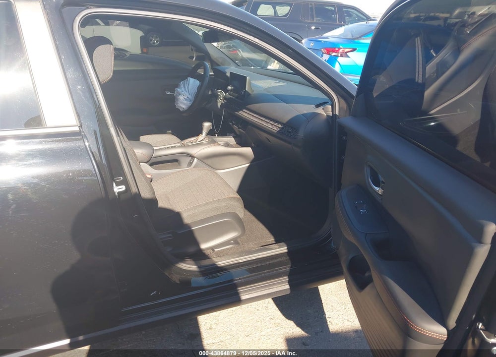 2025 HONDA HR-V 2WD SPORT VIN: 3CZRZ1H57SM739038