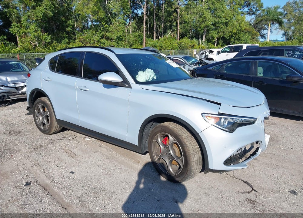 2022 ALFA ROMEO STELVIO SPRINT RWD VIN: ZASPAJANXN7D47000