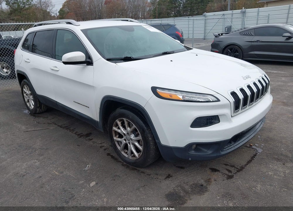 2018 JEEP CHEROKEE LATITUDE FWD VIN: 1C4PJLCB6JD604902