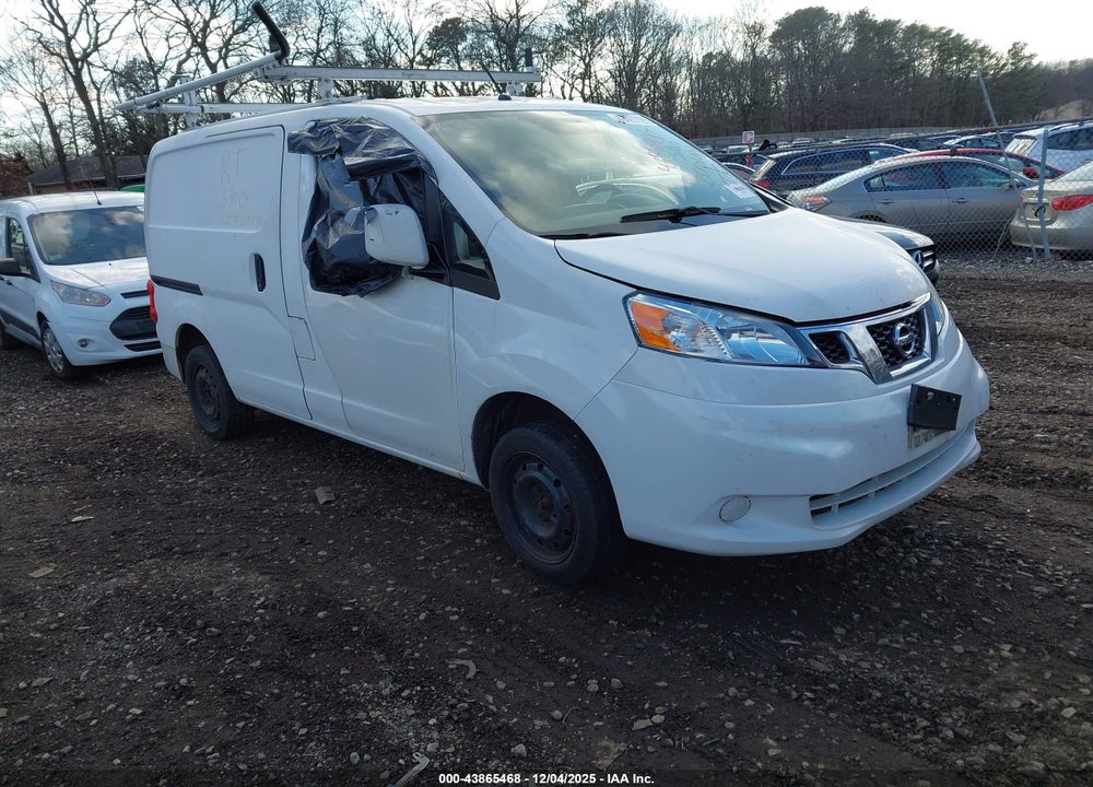 2015 NISSAN NV200 SV VIN: 3N6CM0KN4FK697312