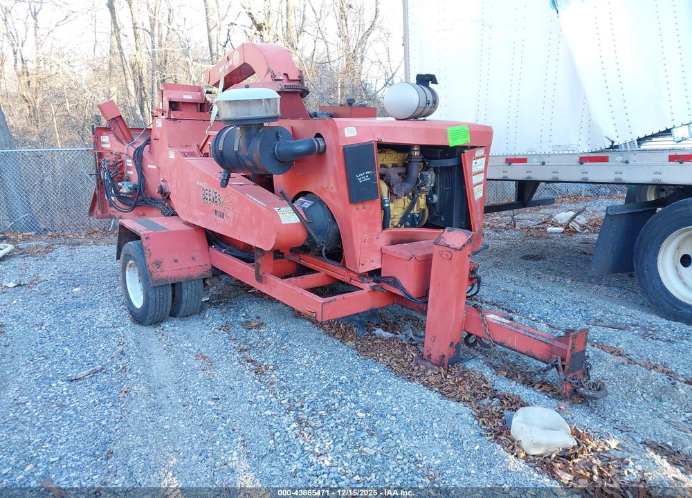 2011 MORBARK WOODCHIPPER VIN: 4S8SZ1918BW051675