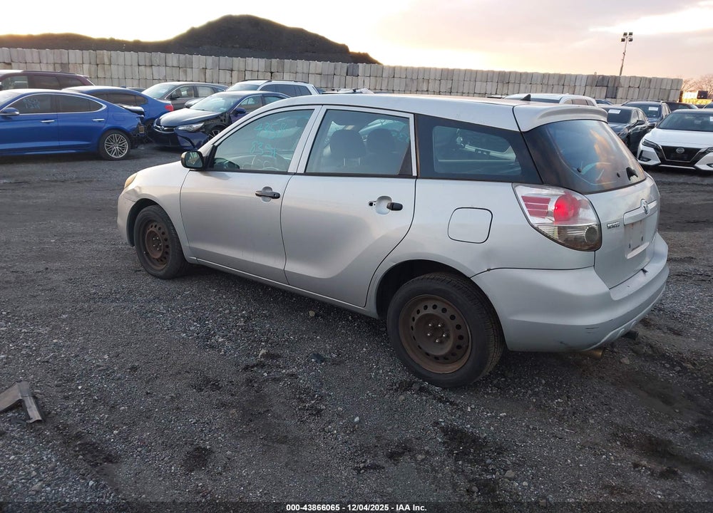 2005 TOYOTA MATRIX VIN: 2T1KR32E15C429685