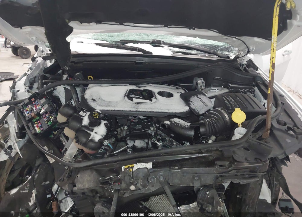 2021 JEEP GRAND CHEROKEE LIMITED 4X4 VIN: 1C4RJFBG8MC621492