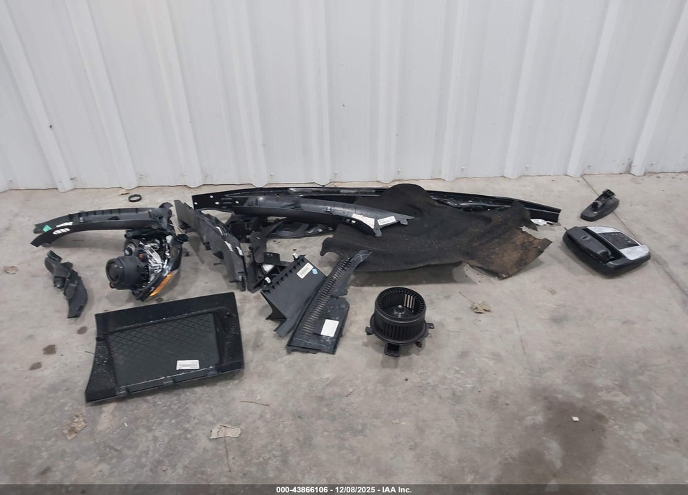 2021 JEEP GRAND CHEROKEE LIMITED 4X4 VIN: 1C4RJFBG8MC621492