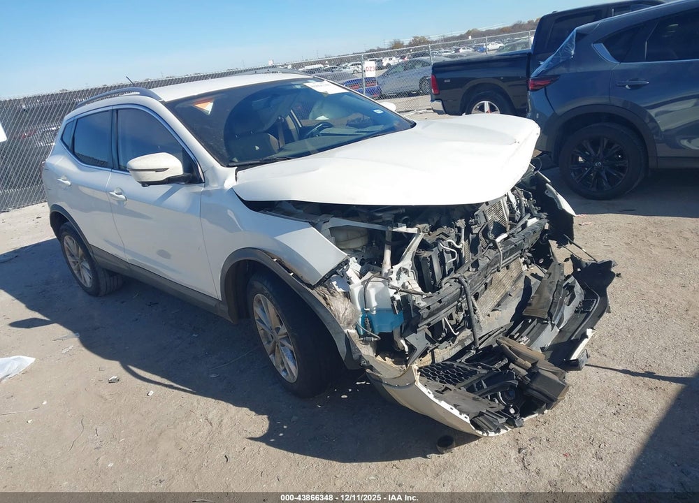 2018 NISSAN ROGUE SPORT SV VIN: JN1BJ1CP2JW184301