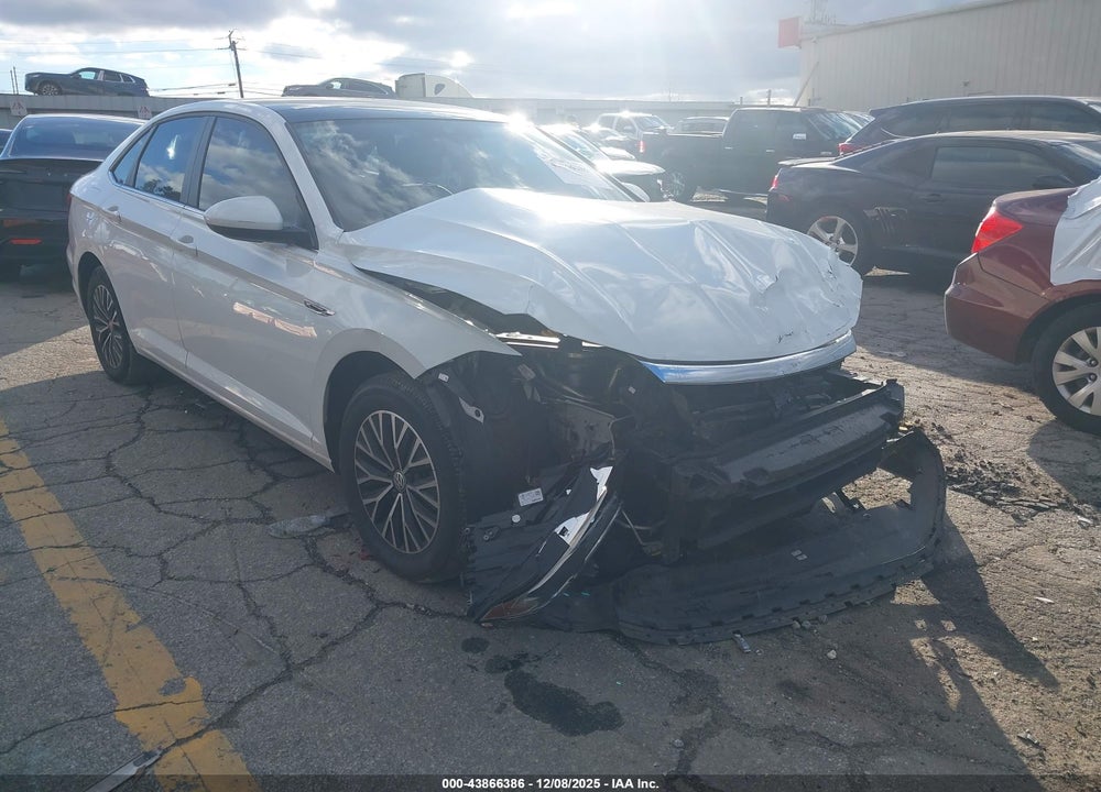 2019 VOLKSWAGEN JETTA 1.4T SEL VIN: 3VWE57BU9KM117430