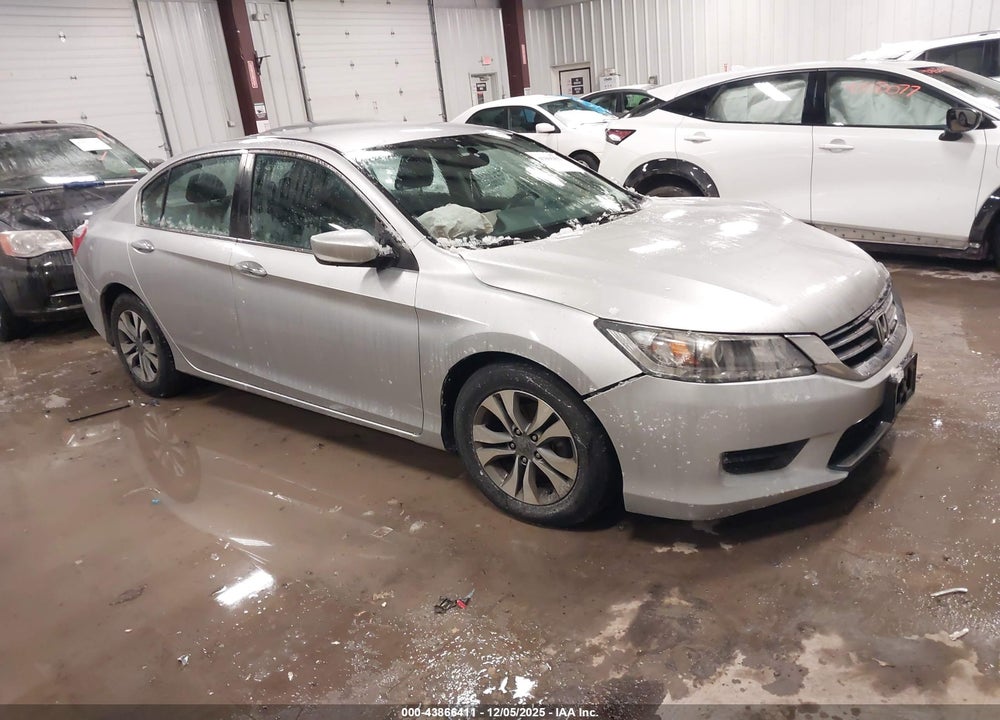 2015 HONDA ACCORD LX VIN: 1HGCR2F35FA125838