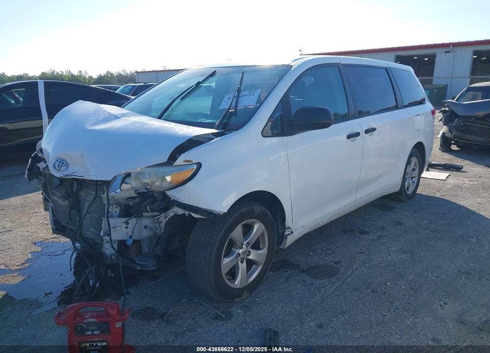 2013 TOYOTA SIENNA L V6 7 PASSENGER VIN: 5TDZK3DC8DS339227