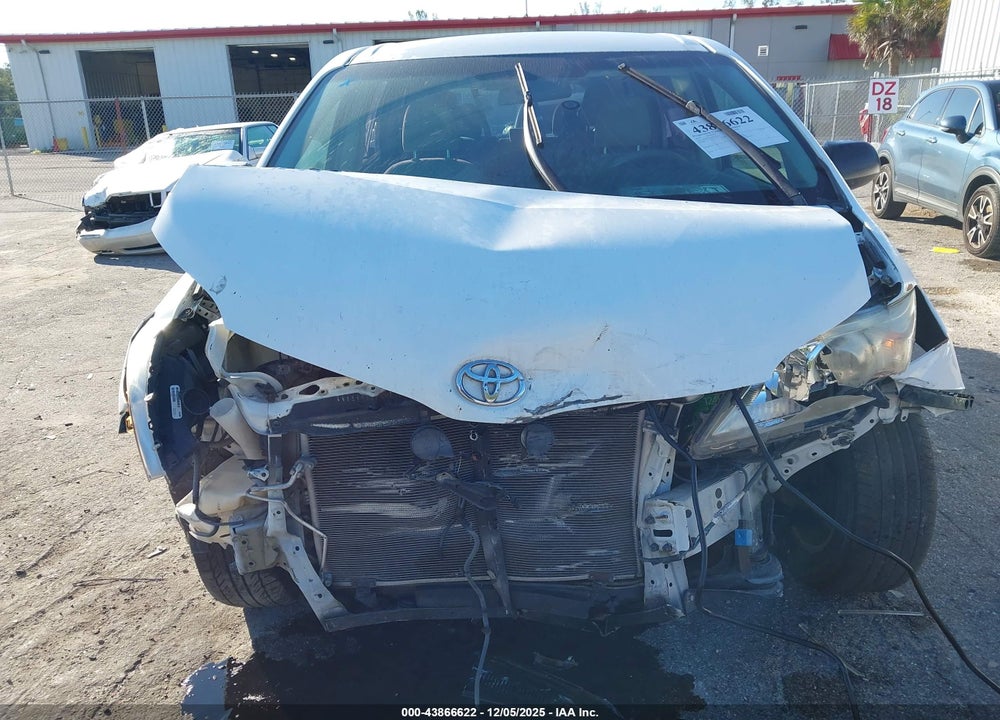2013 TOYOTA SIENNA L V6 7 PASSENGER VIN: 5TDZK3DC8DS339227